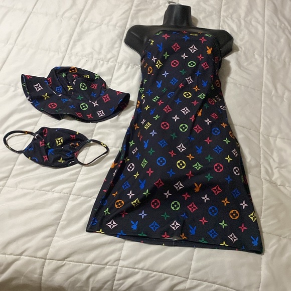 Dress, hat and Mask set - Picture 2 of 2